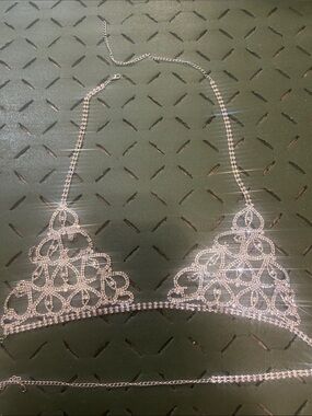 Source Unknown Silver Rhinestone Chain Bralette dancer stripper one size